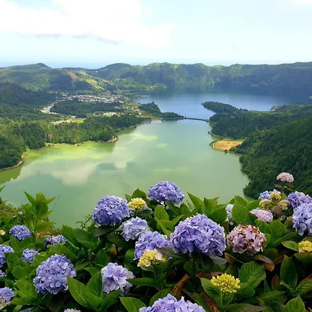 Pilar - Rural In The Countryside Of Sao Miguel Nyaraló