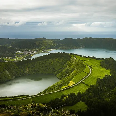 度假居 - Boutique Garden Ocean View In The Countryside - Pilar 蓬塔德尔加达