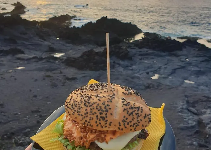 - Boutique Garden Ocean View In The Countryside - Pilar 펜션 Ponta Delgada